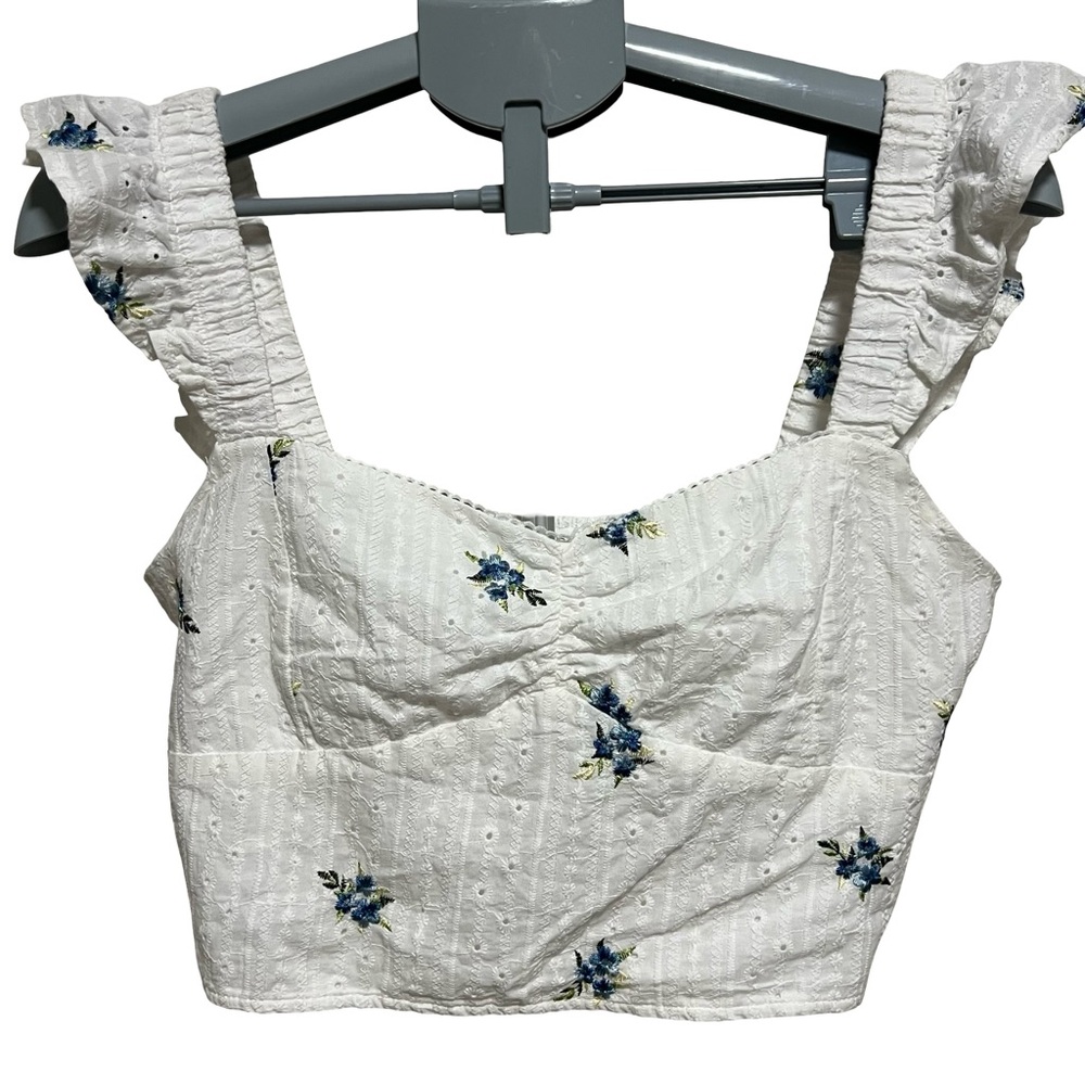 Kirious LA Floral Embroidered White Crop Top - TikTok Viral